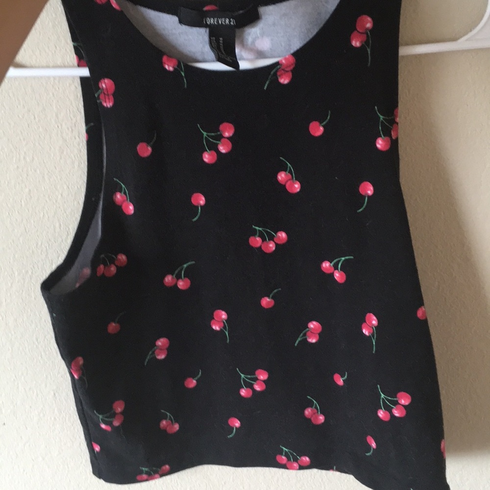 Tank top / crop top